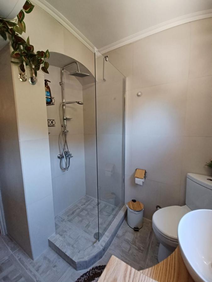 Rodanthe'S Guest House Стемница Екстериор снимка